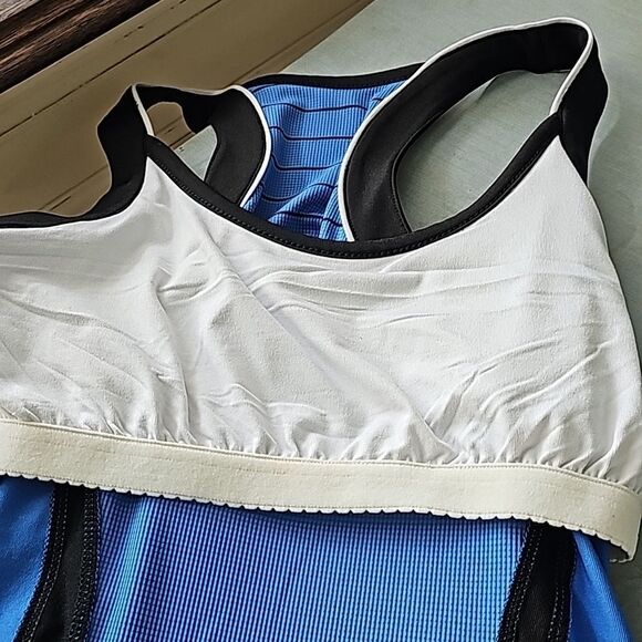 Bolle womens scoop neck sport tank with back cutout ideal for tennis, golf sz m - Picture 7 of 10